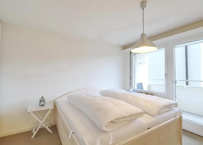 Апартаменты Au Reduit 401 *